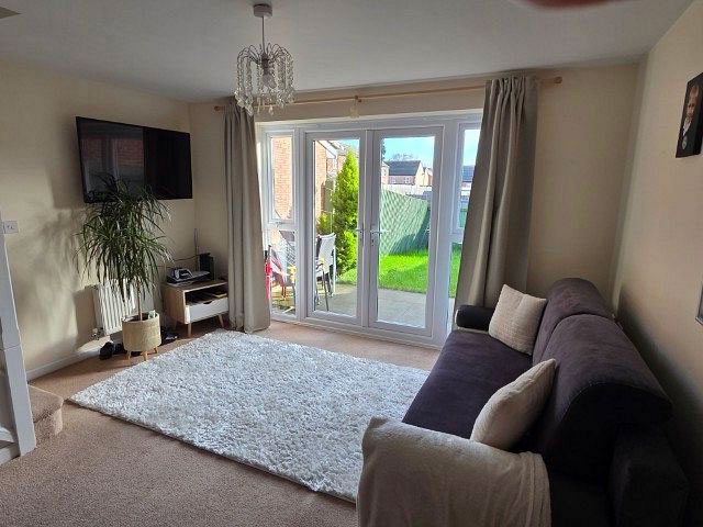 15 Marjorie Way , Coventry 